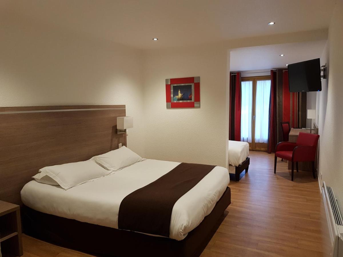 Logis Hotel Restaurant De L'Abbaye Ferrieres-en-Gatinais Eksteriør bilde
