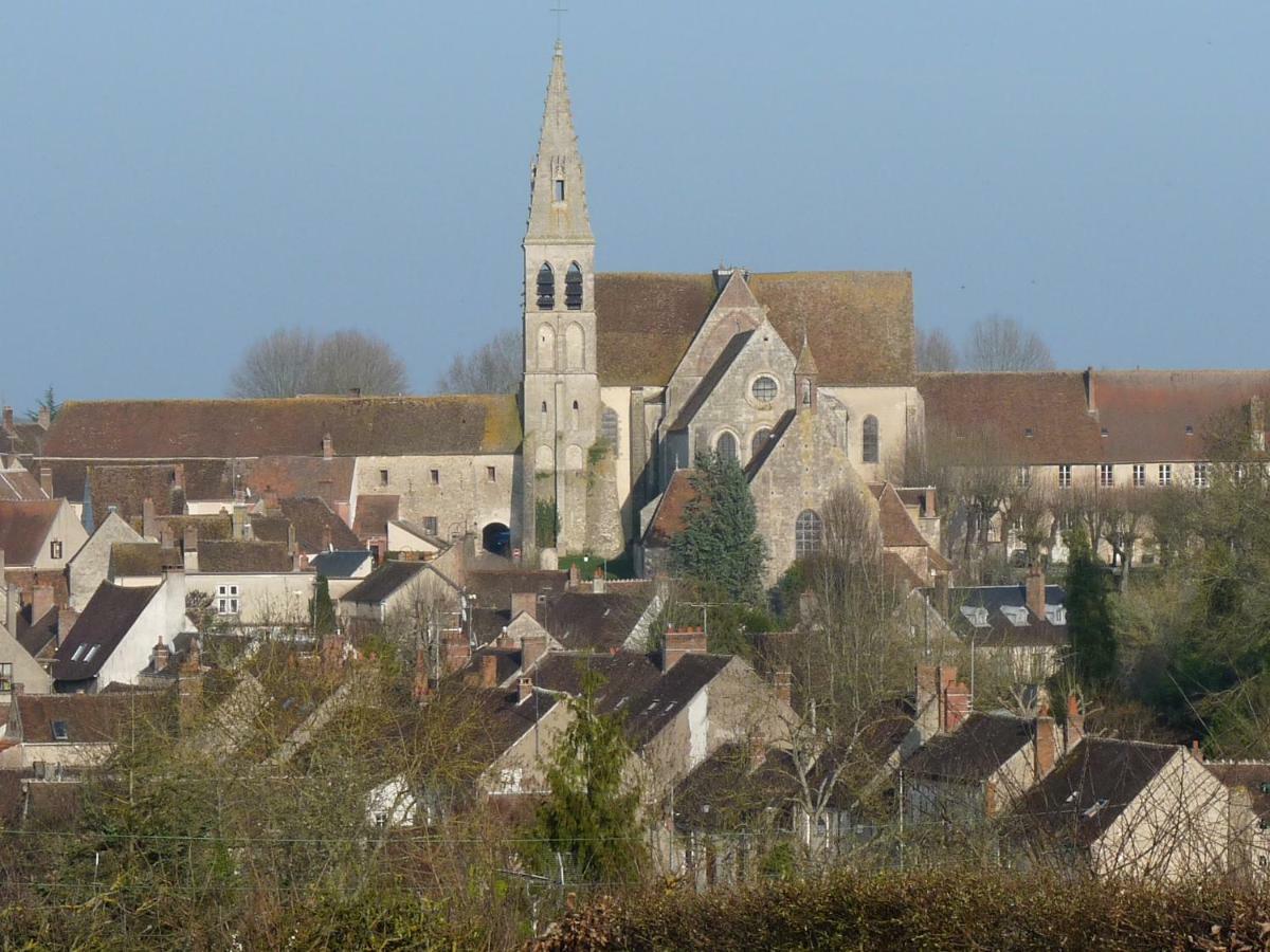 Logis Hotel Restaurant De L'Abbaye Ferrieres-en-Gatinais Eksteriør bilde